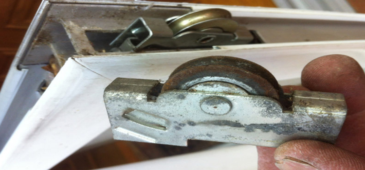 screen door roller repair in Visalia
